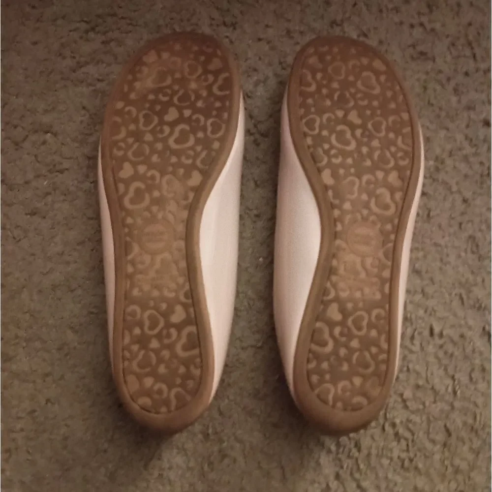 Wonder Nation Memory Foam Girls Patent Leather Flats Size 3 Tan PRE-OWNED